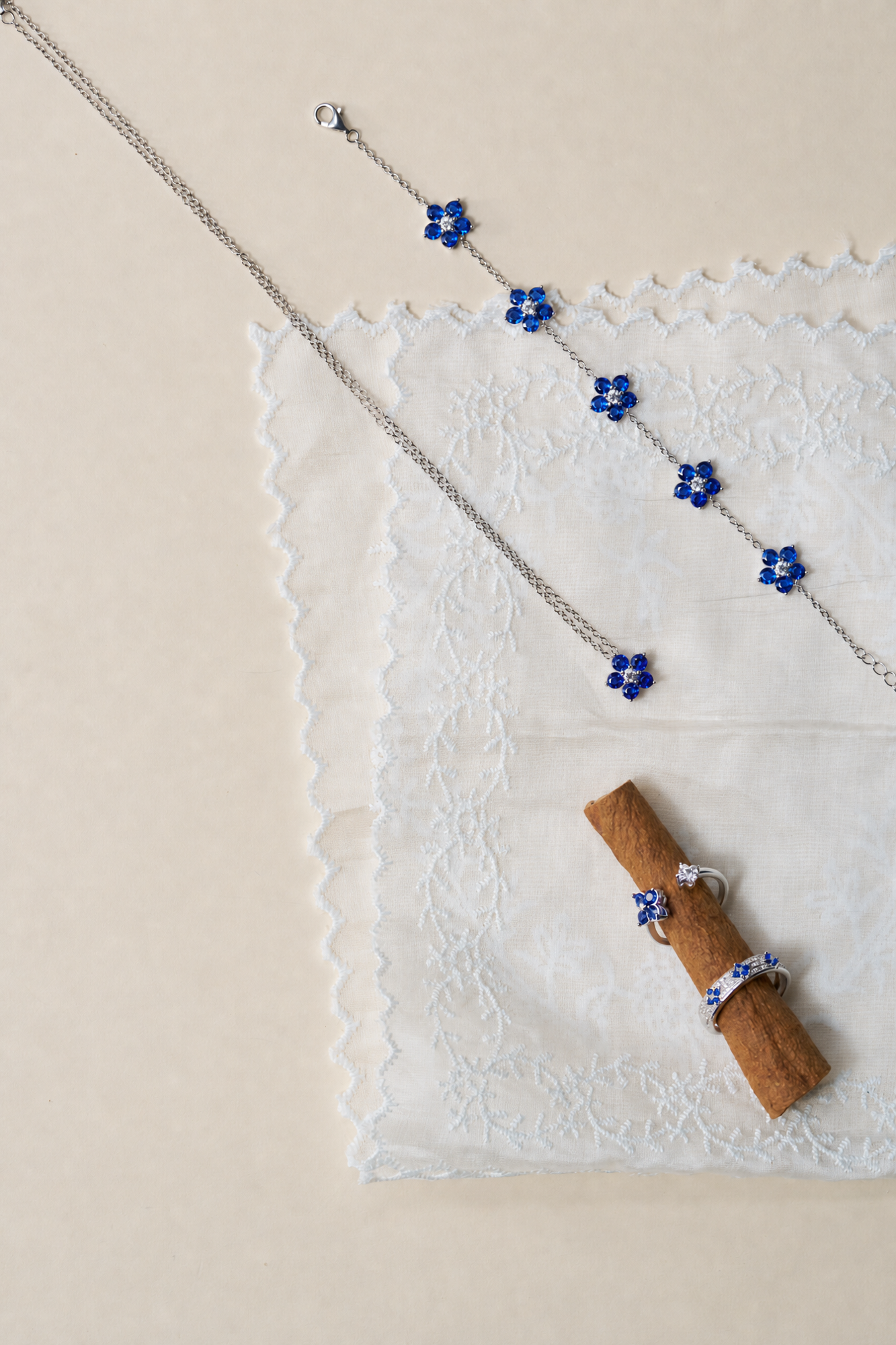 LUCE Flora Silver Necklace - Gentian
