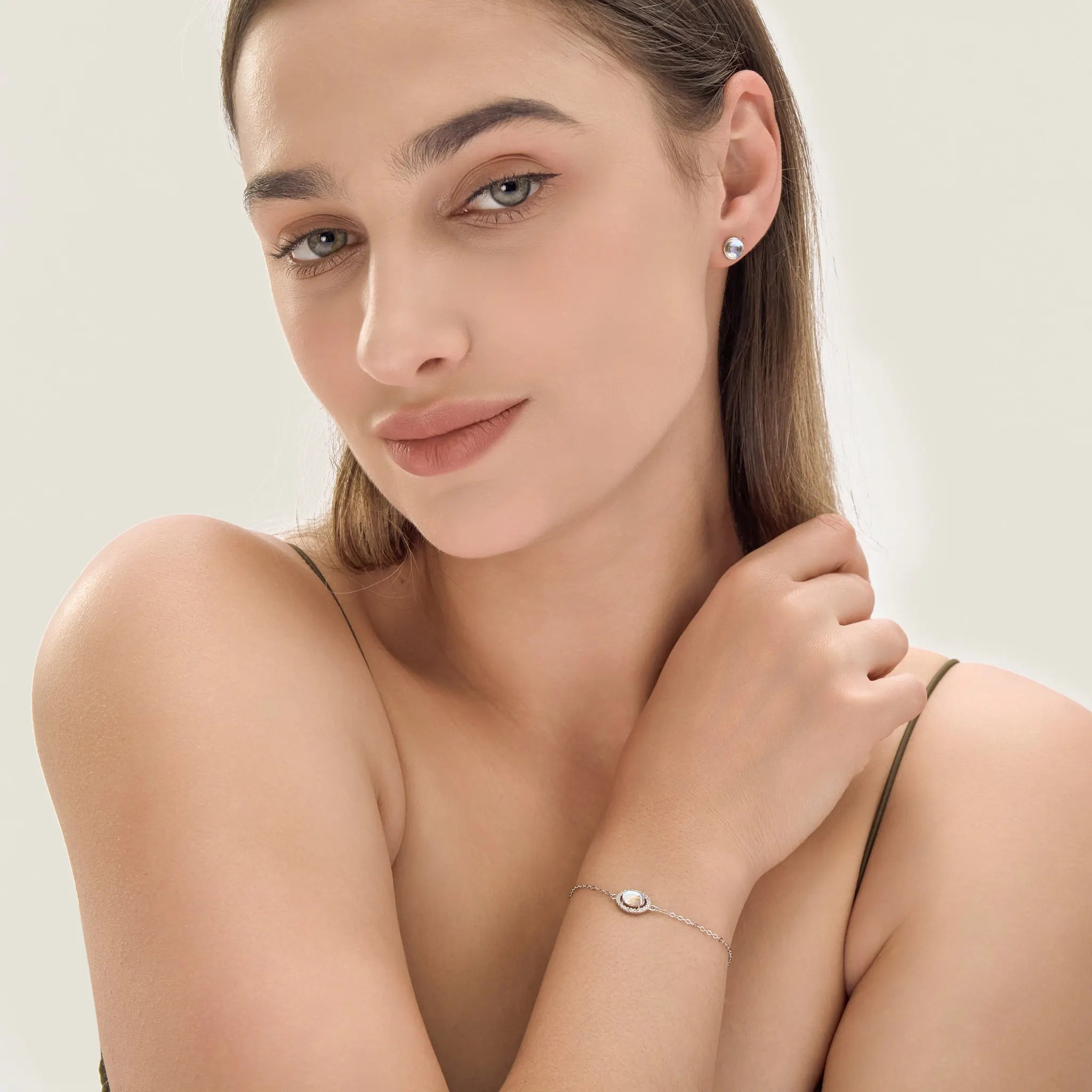 Does 925 Sterling Silver Tarnish? Jewelry Care Guide