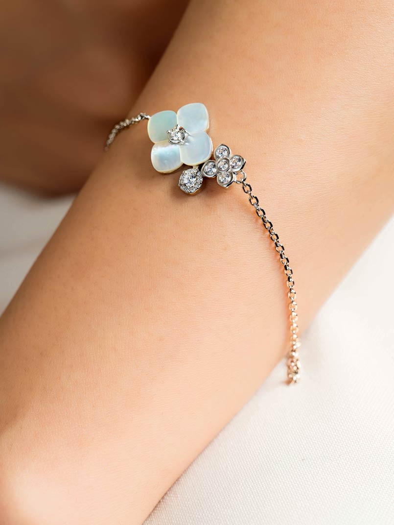 LUCE Flora Silver Bracelet- Dogwood